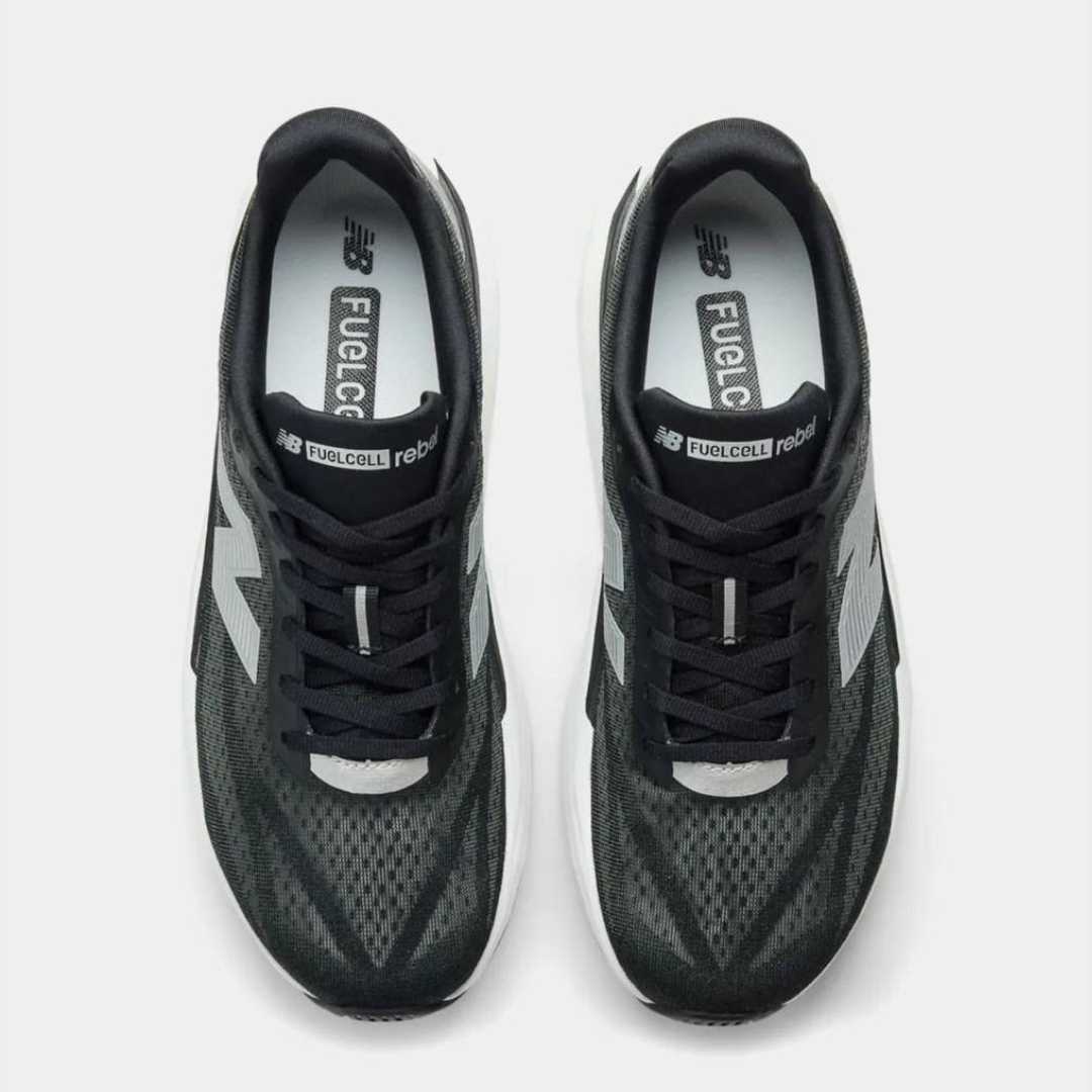 New Balance Fuelcell Rebel V5 - Preto/Branco