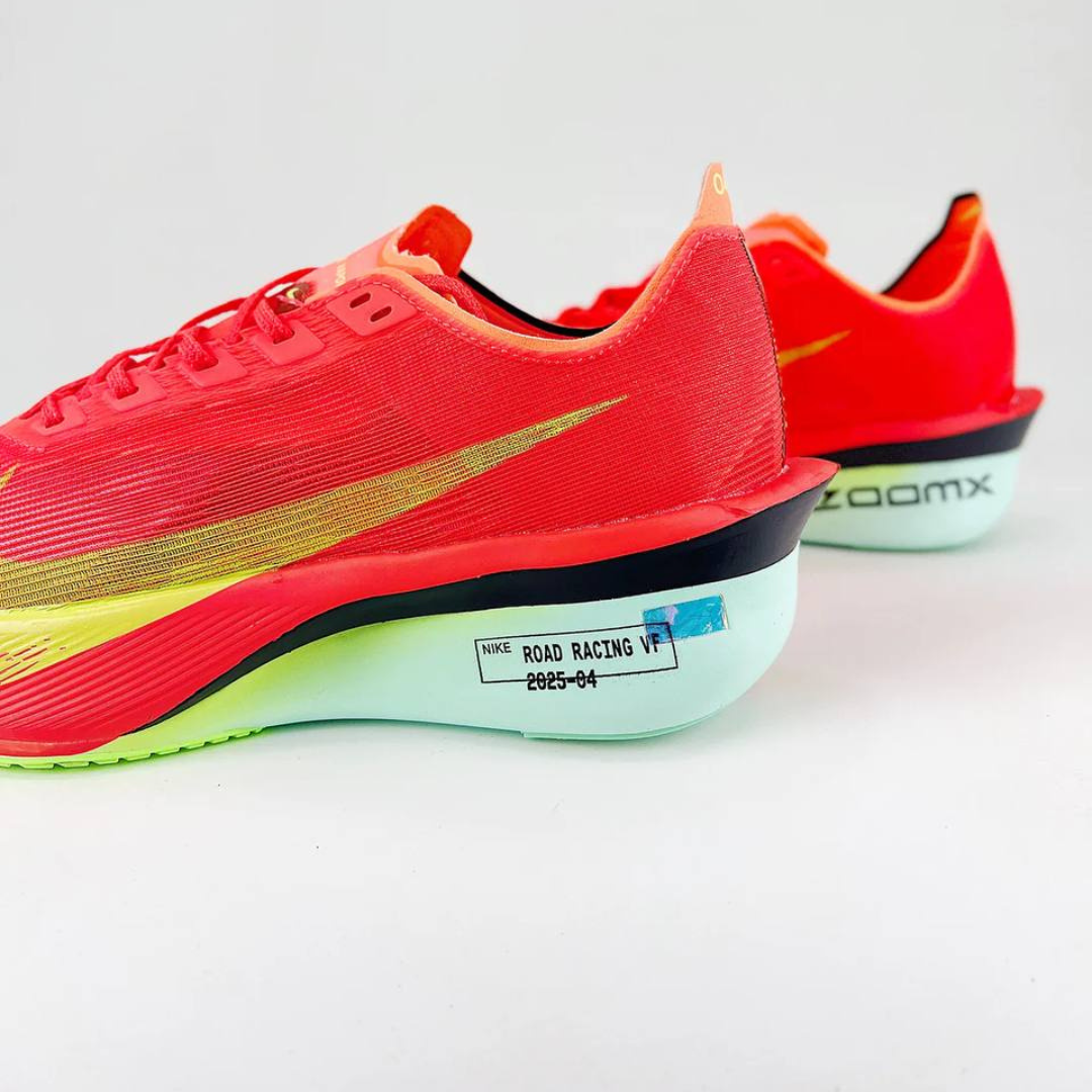 Nike ZoomX VaporFly 4 Vermelho