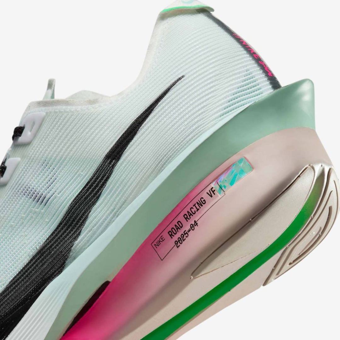 Nike ZoomX VaporFly 4 Branco/Rosa