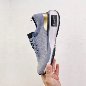 Nike Invincible Run 3 - Azul/Dourado