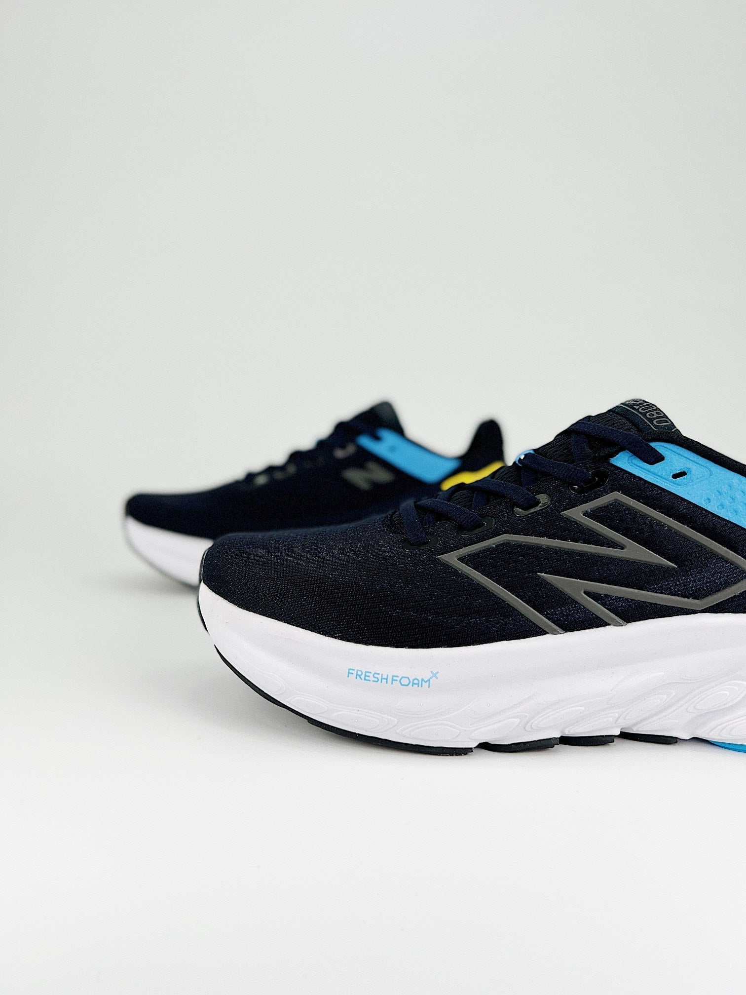 New Balance 1080 V13