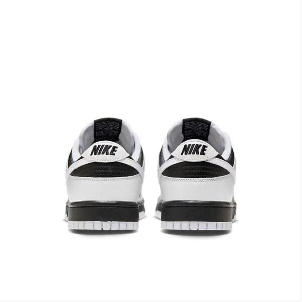 SB Dunk – Reverse Panda